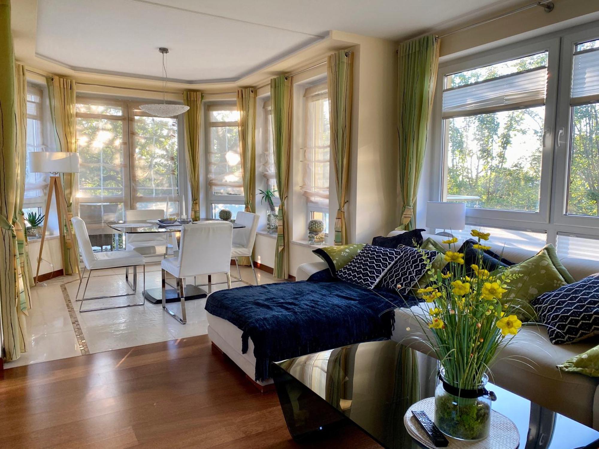 Seaside Apartment With Parking & Ac - 150 M To The Beach By Noclegi Renters Miedzyzdroje Exterior photo
